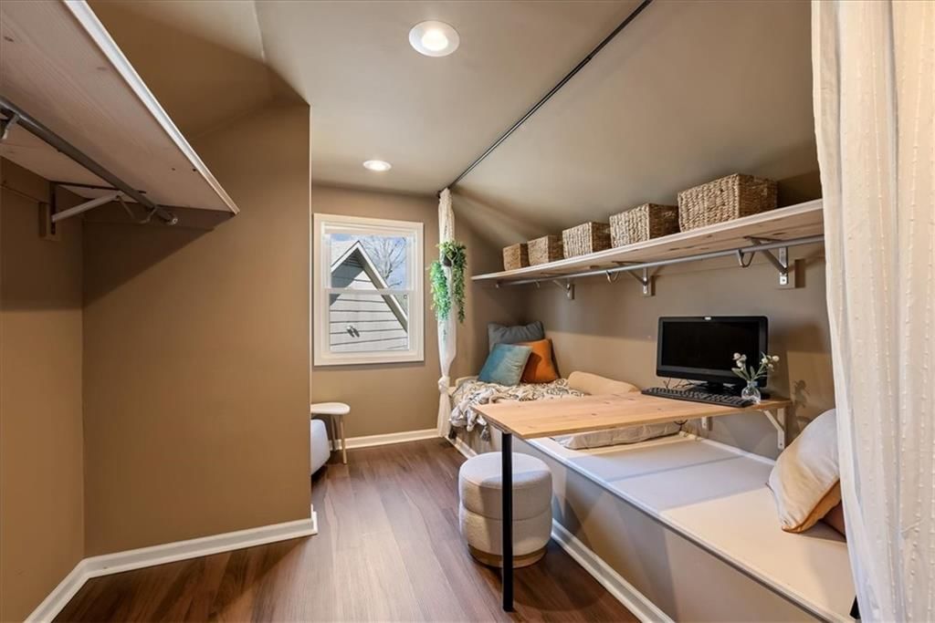 10206 Linden Street — photo 39