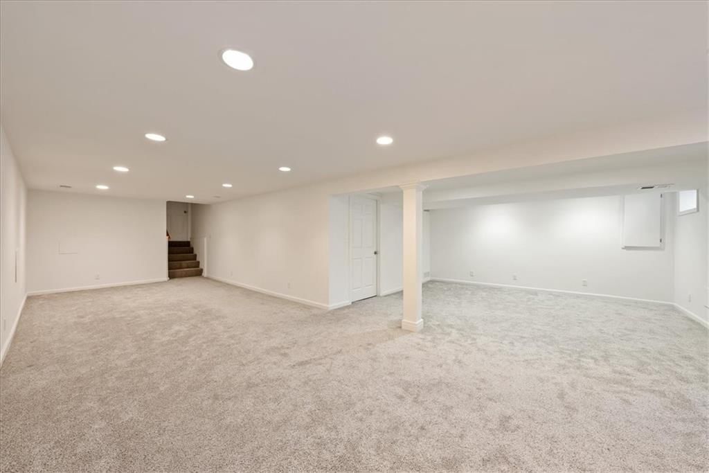 10206 Linden Street — photo 45