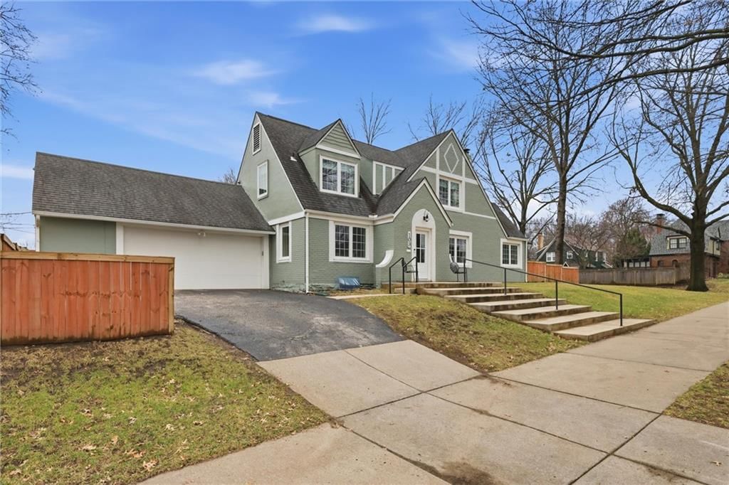 103 E Meyer Boulevard — photo 3