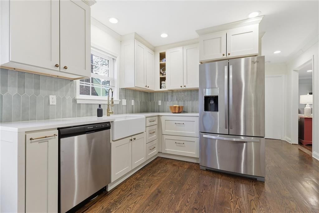 103 E Meyer Boulevard — photo 10