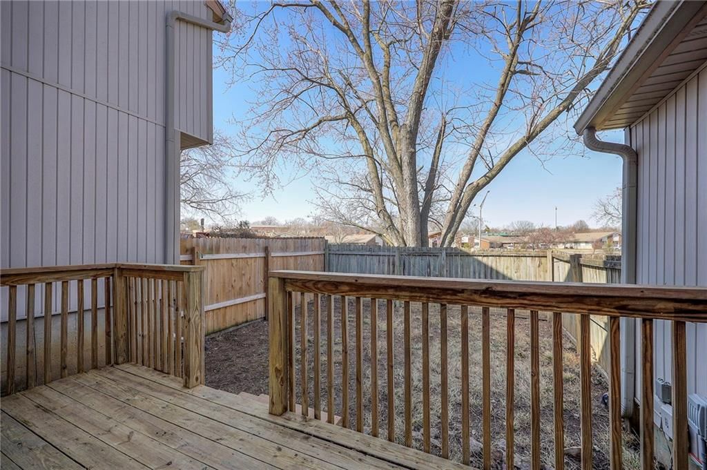 5964 N KANSAS Avenue — photo 23