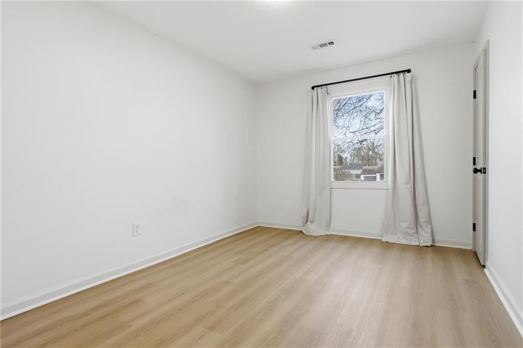 504 NW Holly Lane — photo 23