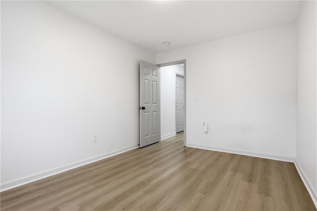 504 NW Holly Lane — photo 24