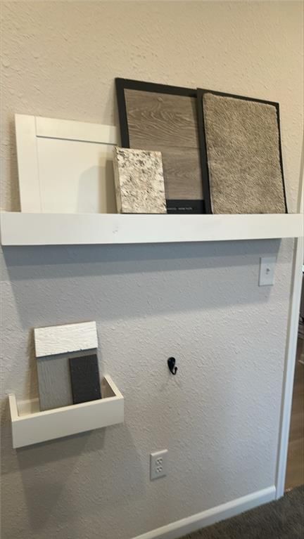 487 Valley View Drive — photo 2