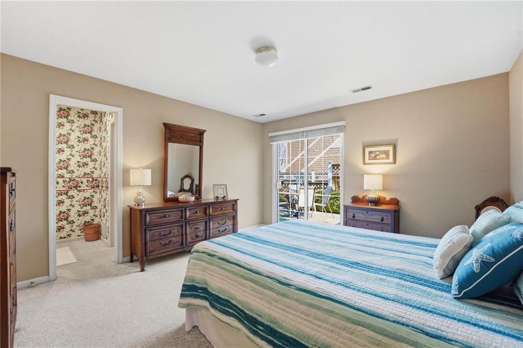 338 Woodlawn Circle — photo 18