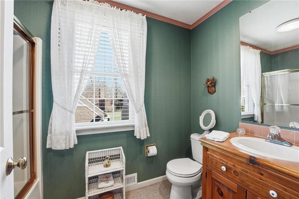 338 Woodlawn Circle — photo 26