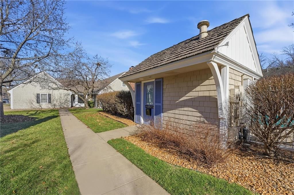 338 Woodlawn Circle — photo 37