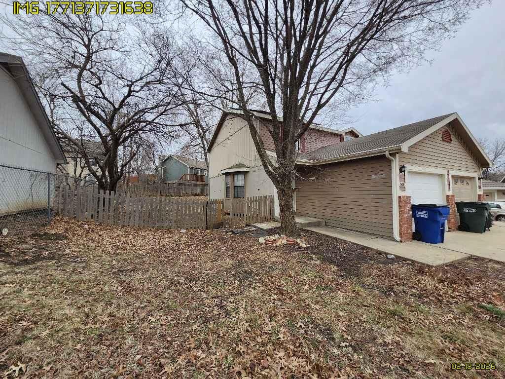 916 Christie Court — photo 3