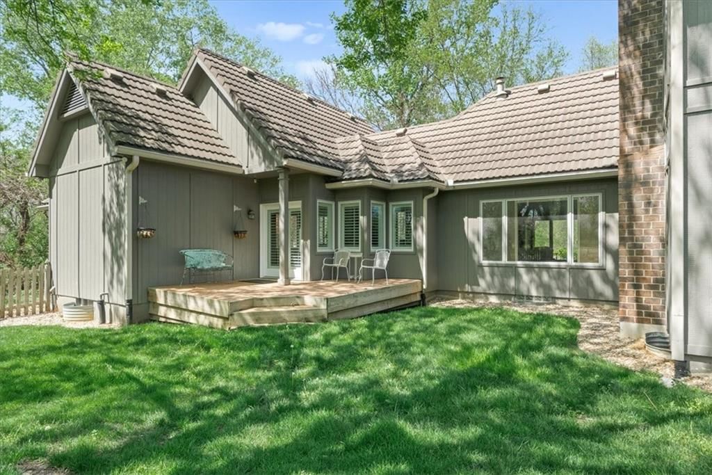 21215 W 106th Street — photo 37