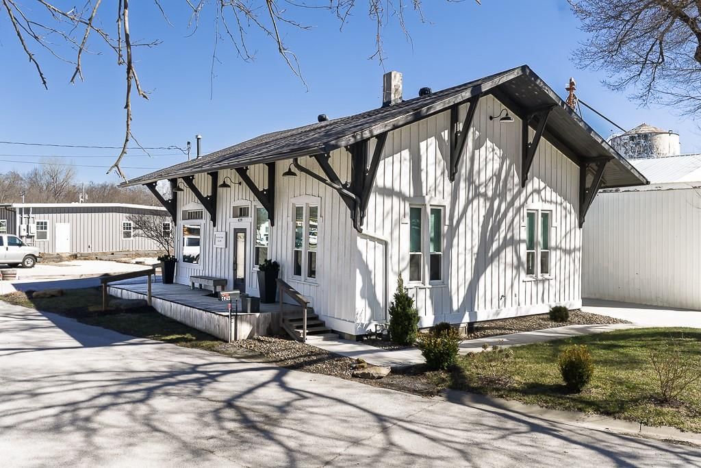 429 S Main Street, Tonganoxie, KS