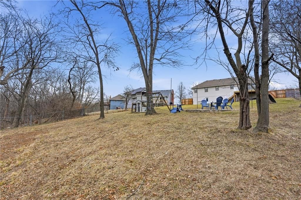 8708 N Shannon Avenue — photo 9
