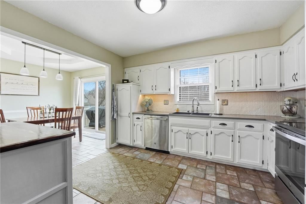 8708 N Shannon Avenue — photo 11