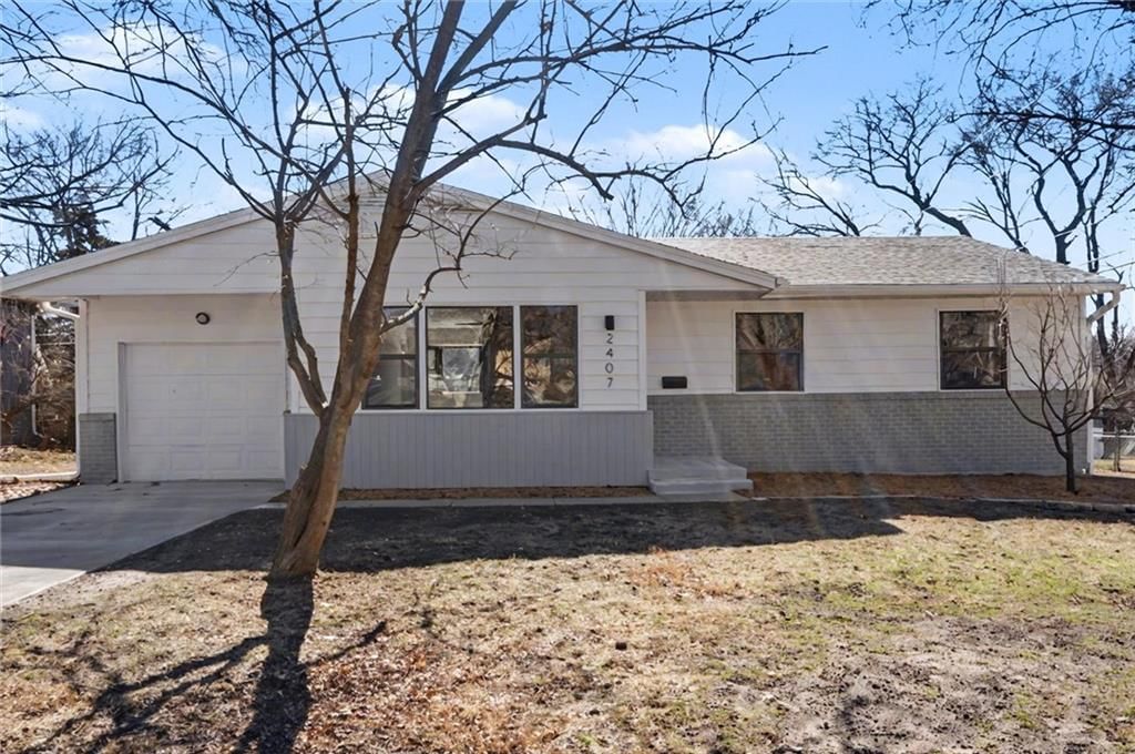 2407 Yale Road — photo 3
