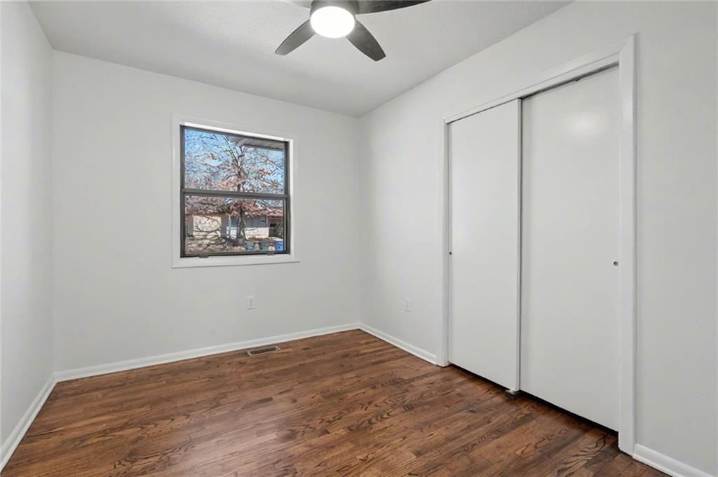 2407 Yale Road — photo 13