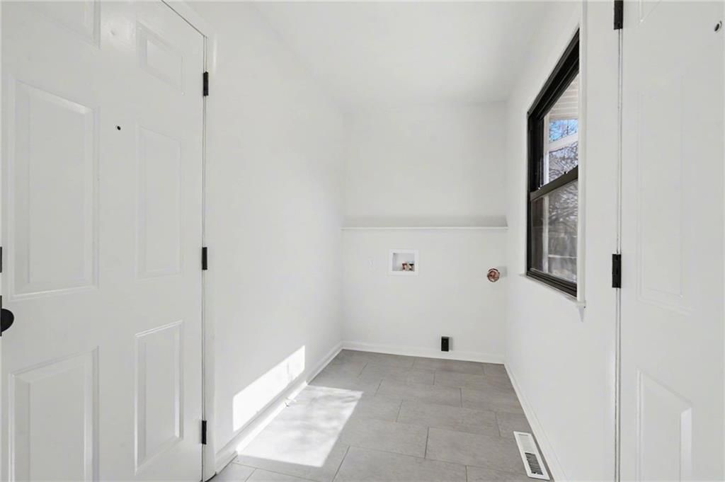 2407 Yale Road — photo 24