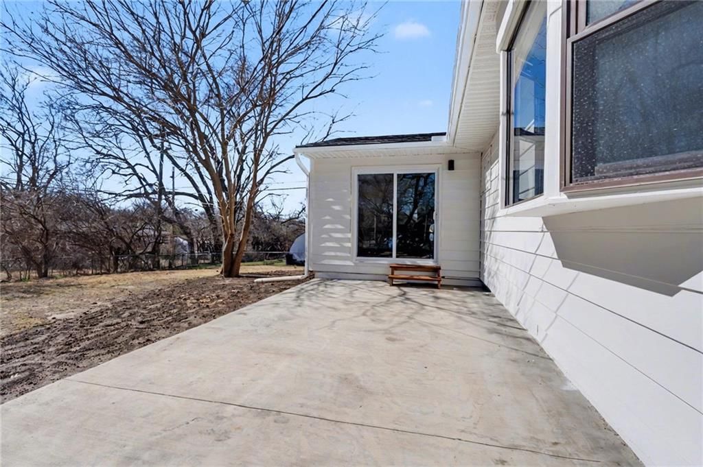 2407 Yale Road — photo 26