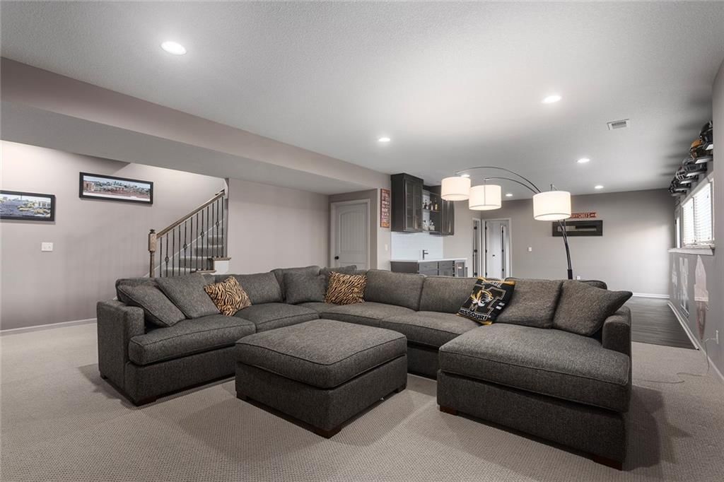 4929 S Brittany Drive — photo 32