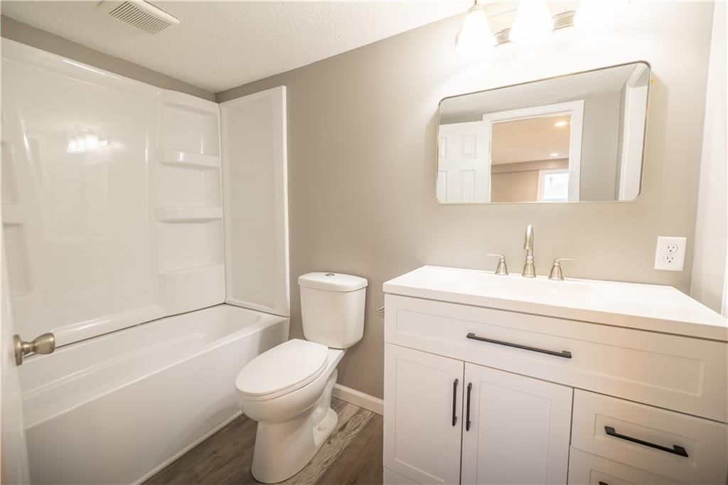 322 Front Street — photo 11