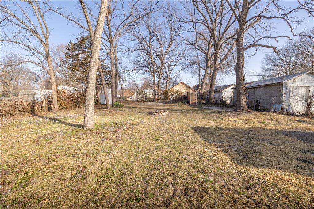322 Front Street — photo 23