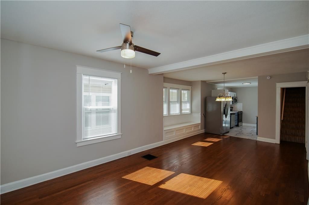 336 N Brighton Avenue — photo 4