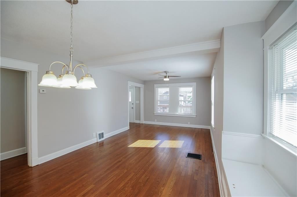 336 N Brighton Avenue — photo 5