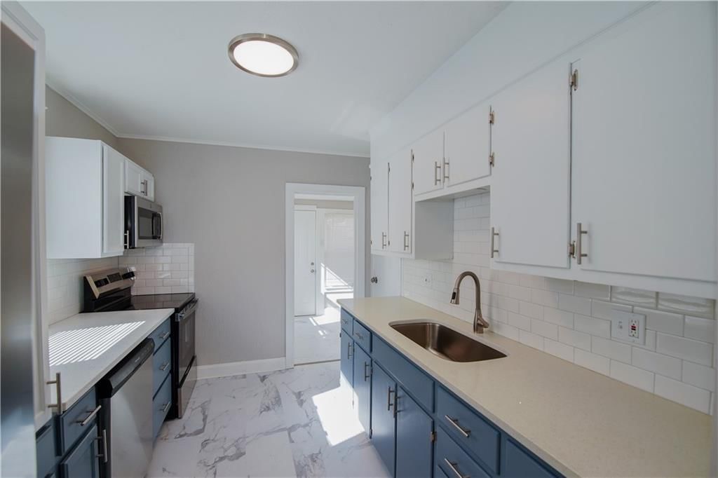 336 N Brighton Avenue — photo 7