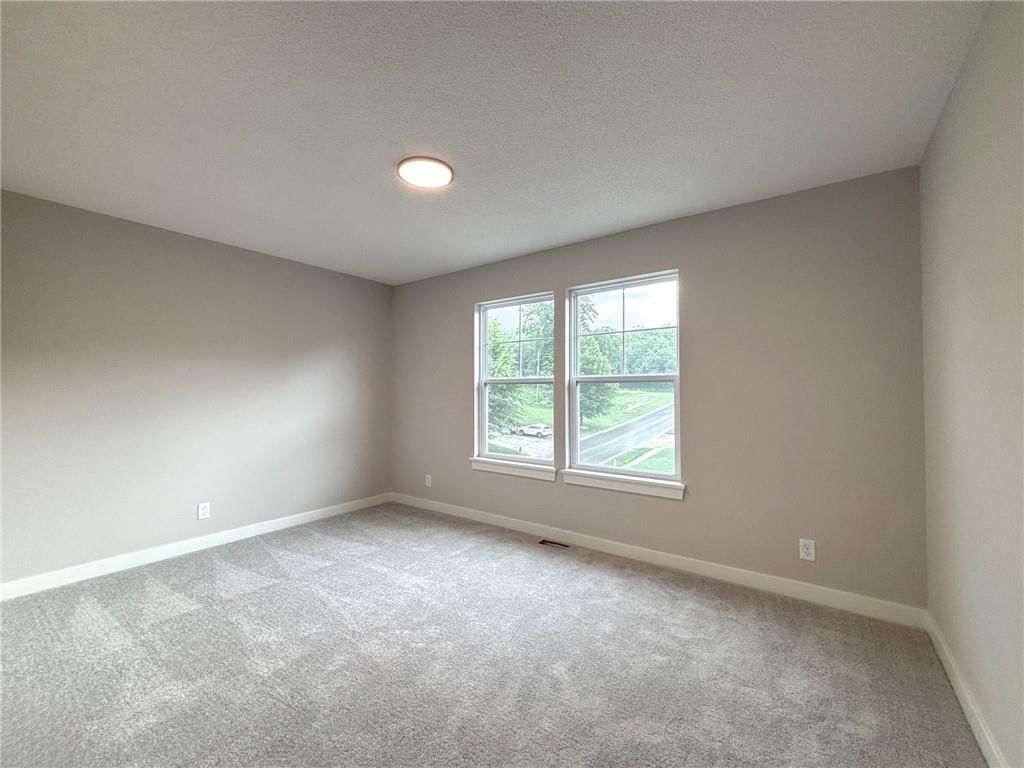 2940 N Getty Street — photo 9