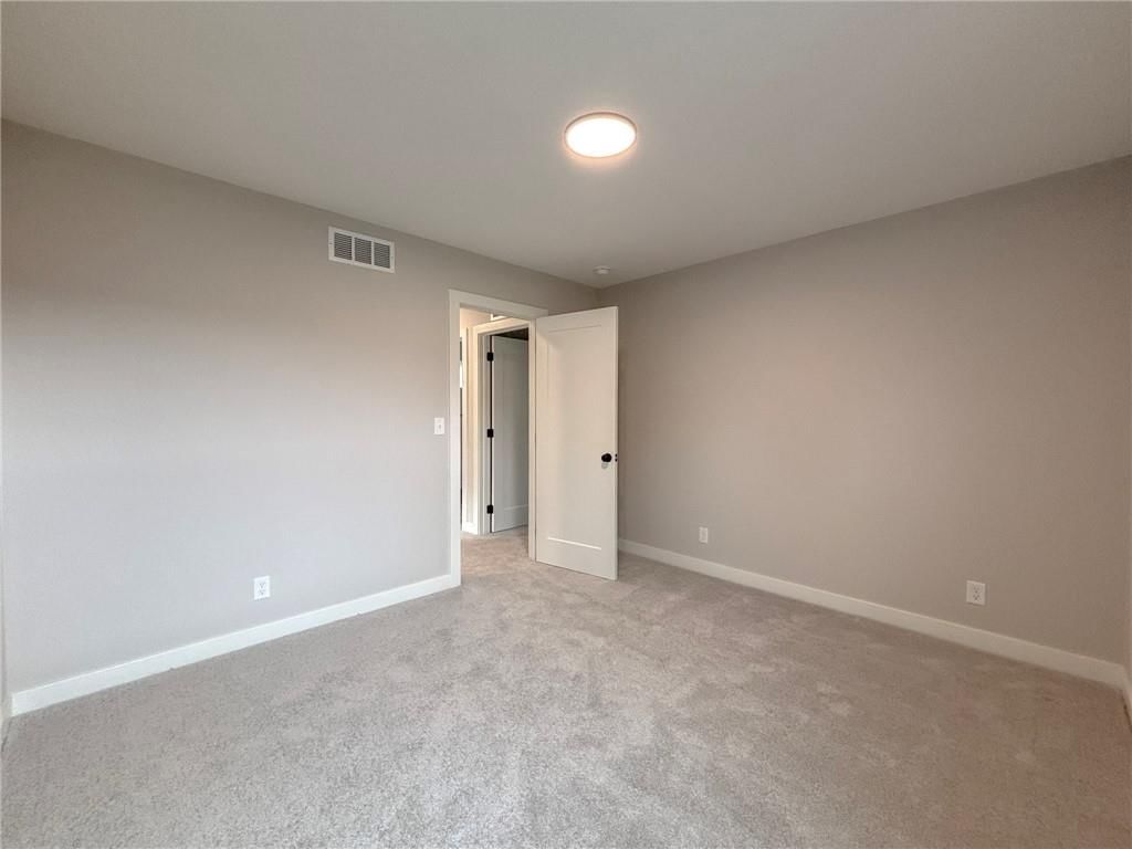 2940 N Getty Street — photo 10