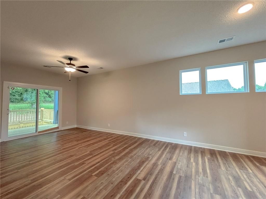 2940 N Getty Street — photo 34