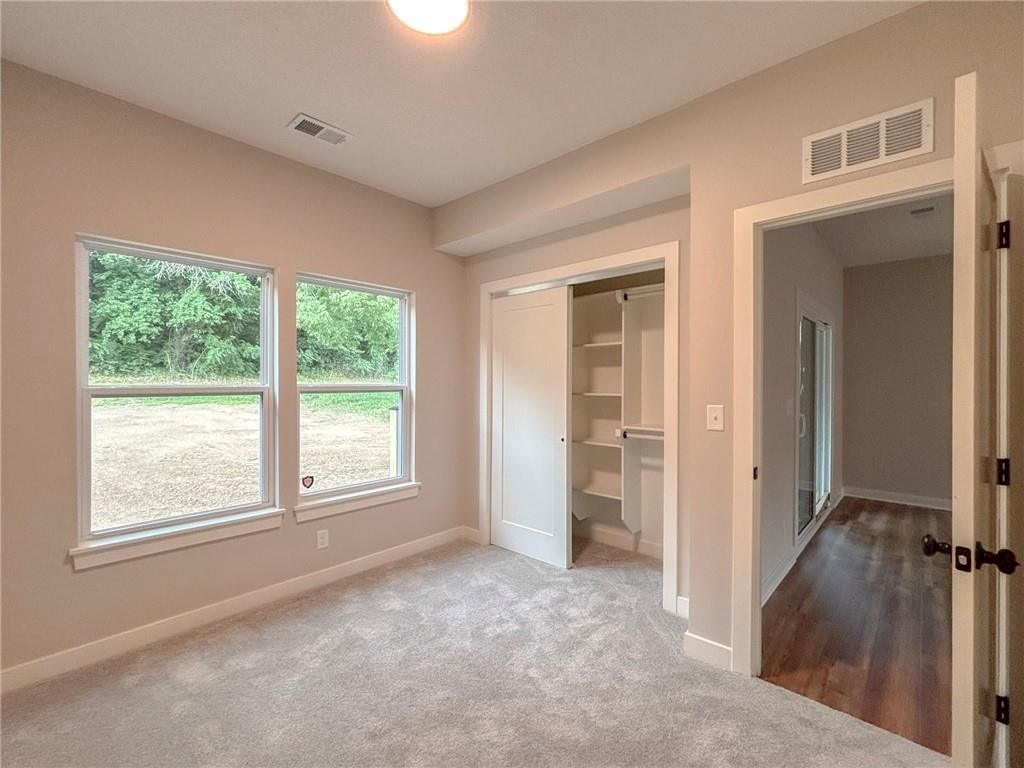 2940 N Getty Street — photo 45