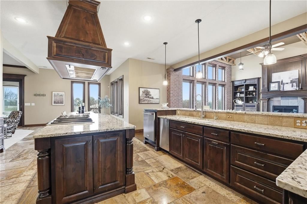 25404 Lawnwood Court — photo 18
