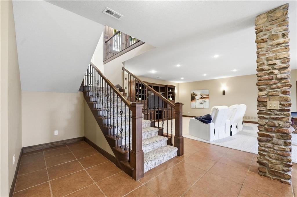 25404 Lawnwood Court — photo 46