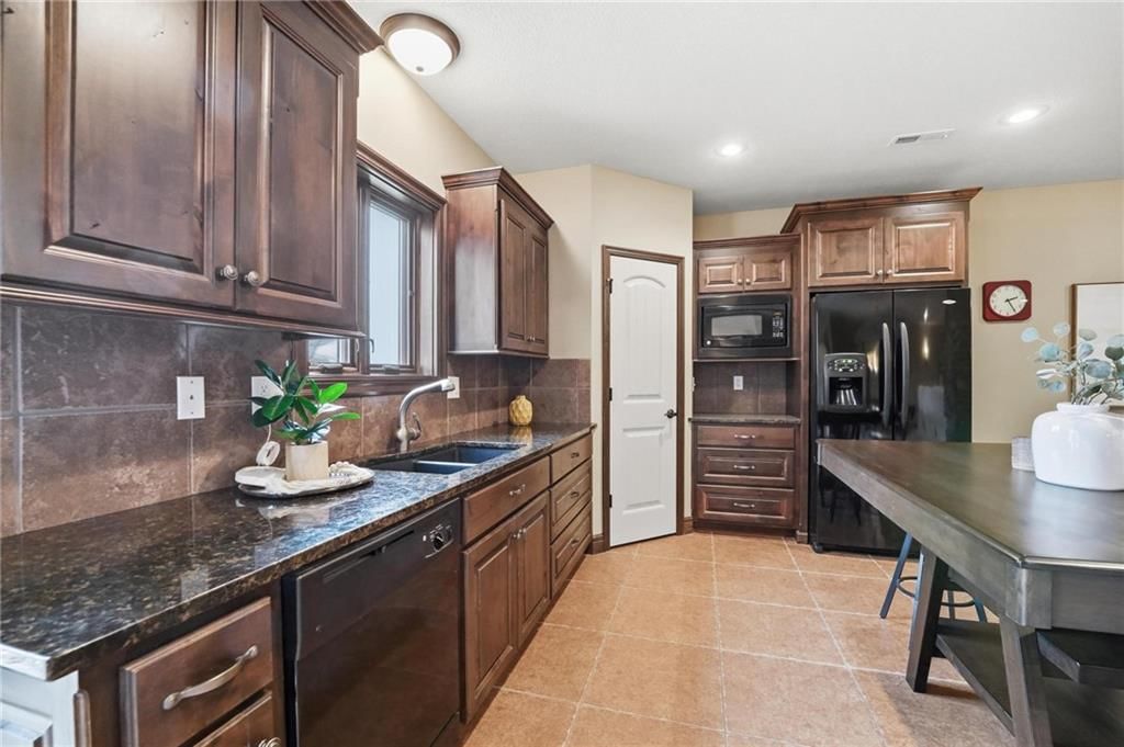 25404 Lawnwood Court — photo 51
