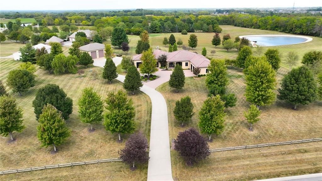 25404 Lawnwood Court — photo 78