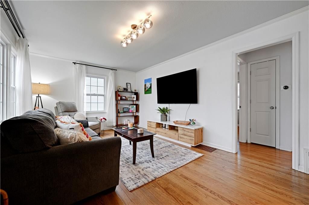 5332 Linden Street — photo 8