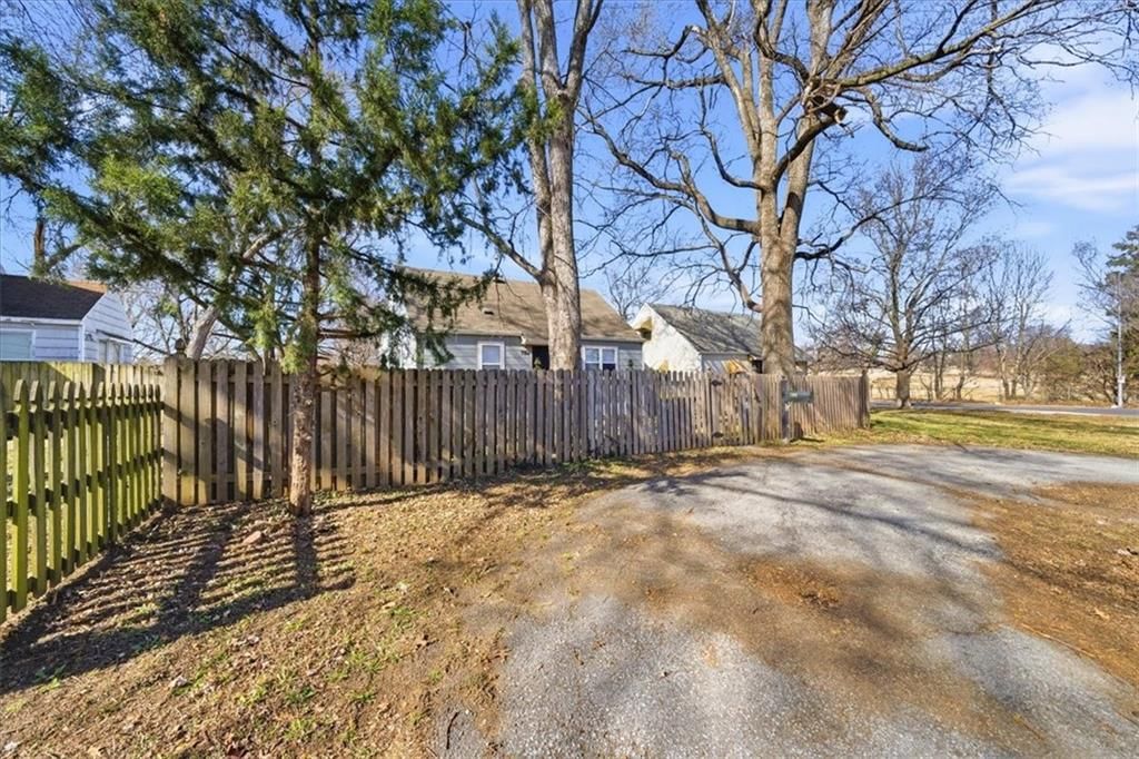 7104 Tracy Avenue — photo 4