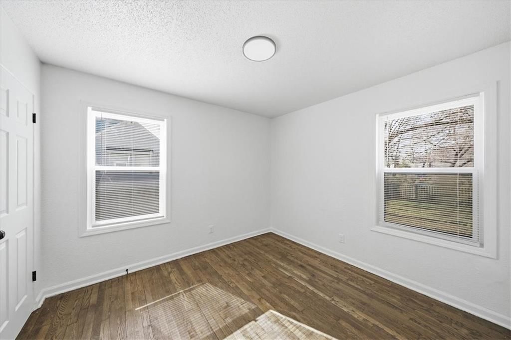 7104 Tracy Avenue — photo 14