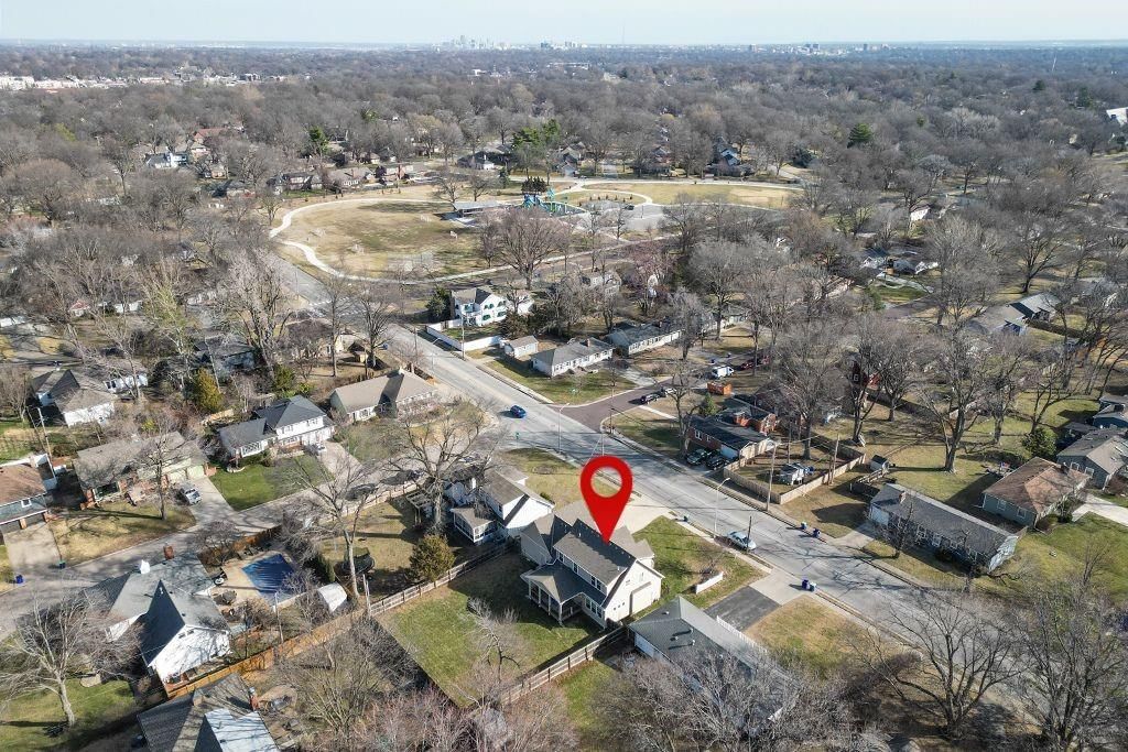 6730 Lamar Avenue — photo 42