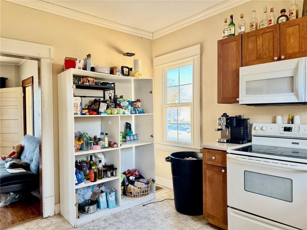 321 W 5th Street — photo 16