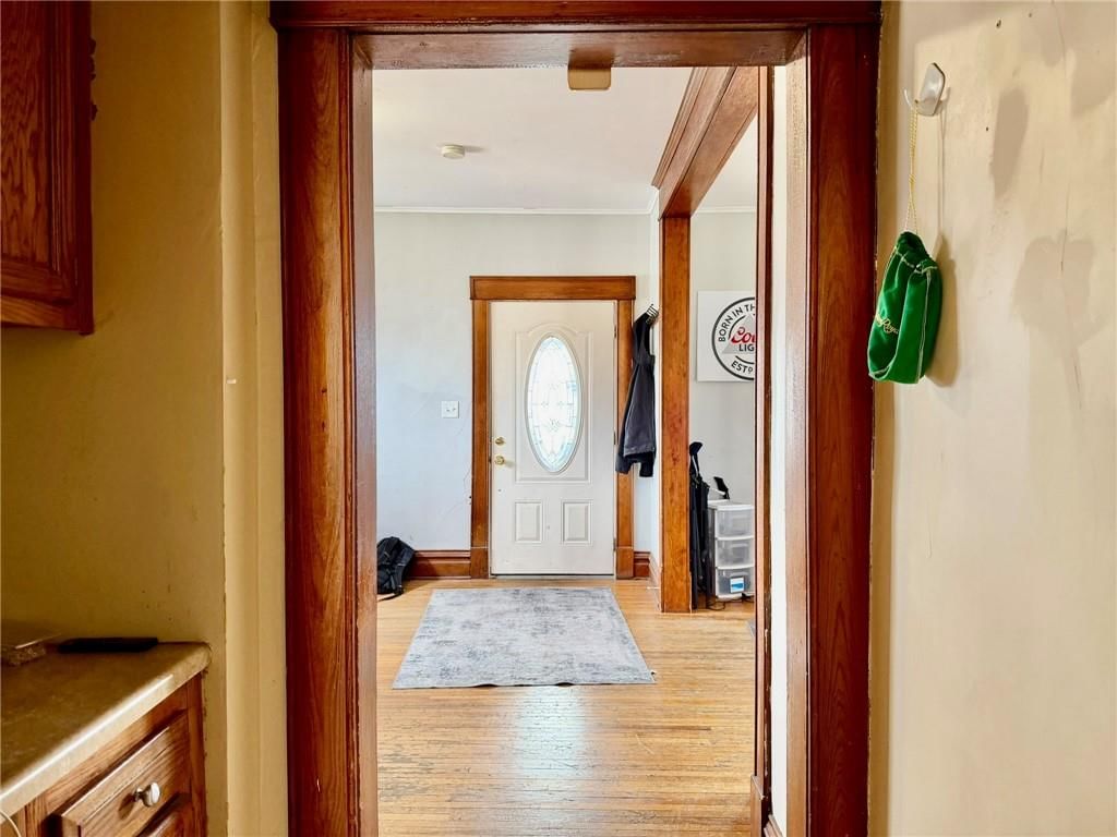 321 W 5th Street — photo 20