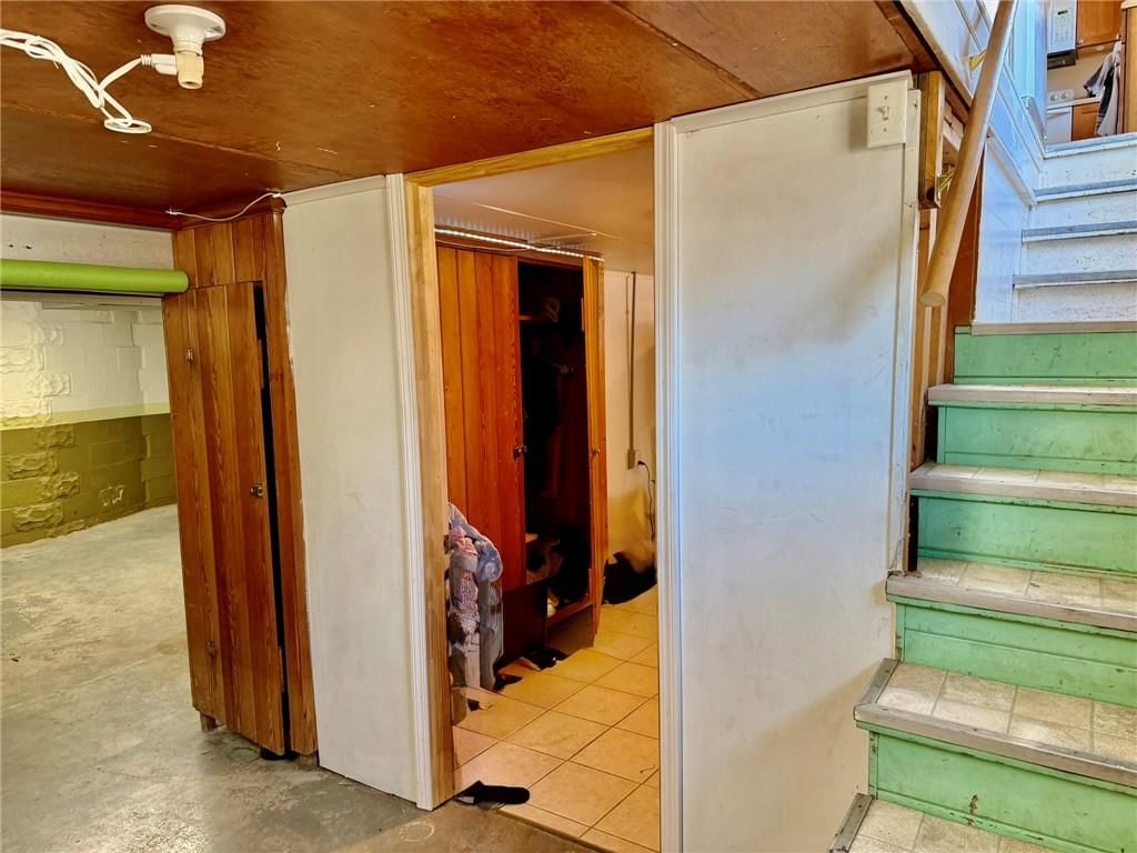 321 W 5th Street — photo 35
