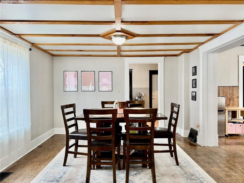 304 W 7th Street — photo 16