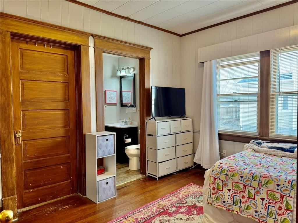 221 W 7th Street — photo 12