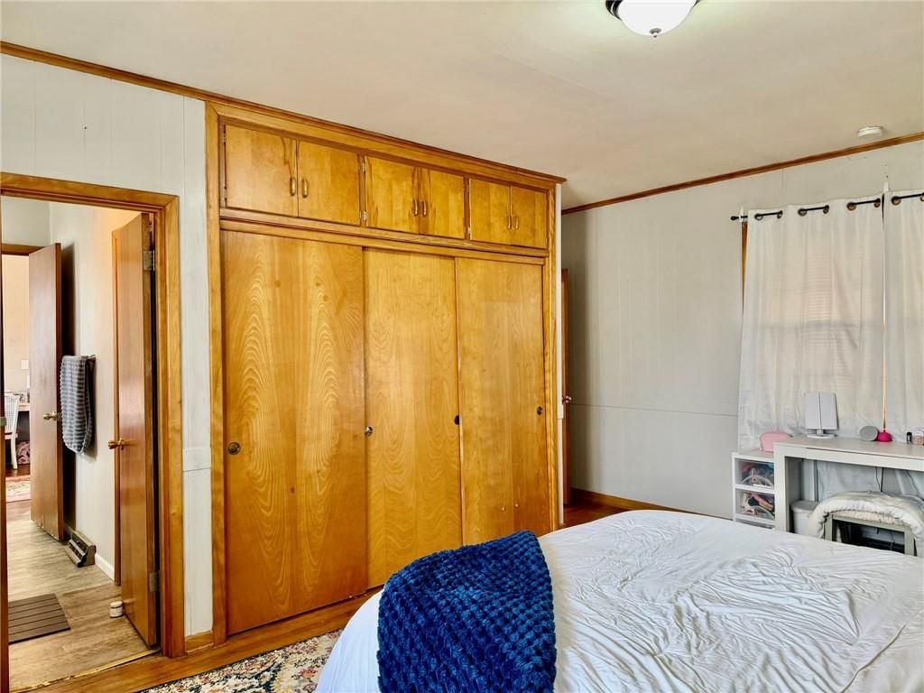 221 W 7th Street — photo 18
