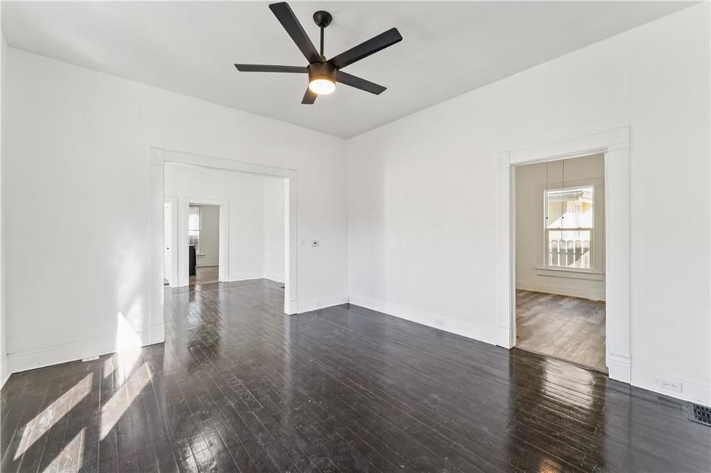 426 Benton Avenue — photo 5