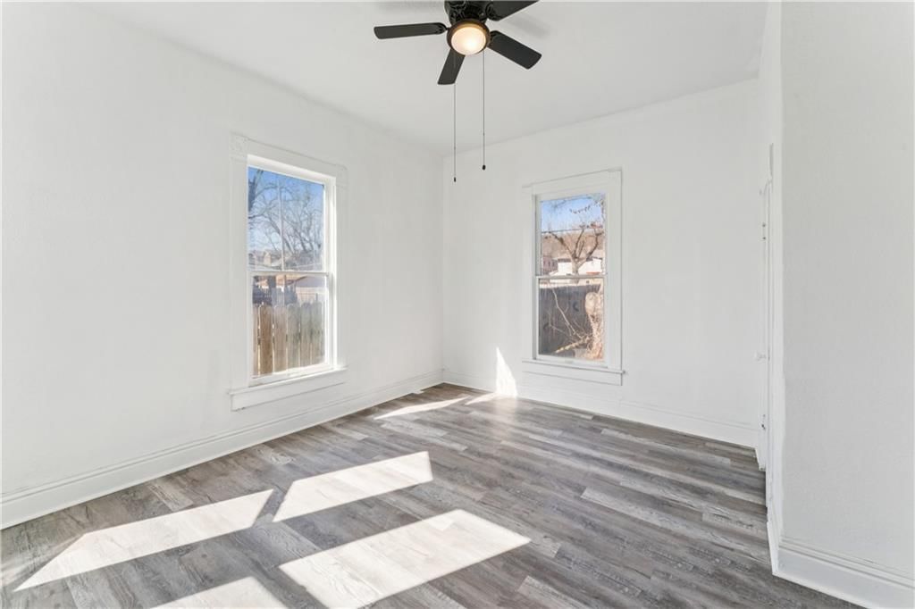 426 Benton Avenue — photo 20