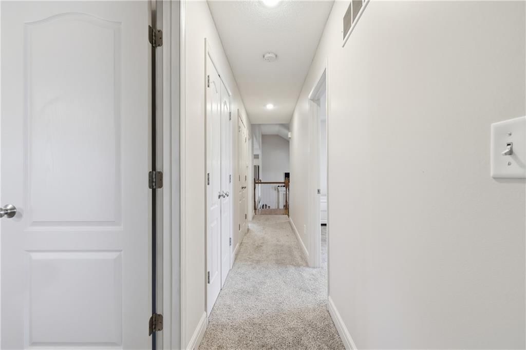 517 SW Brome Drive — photo 10