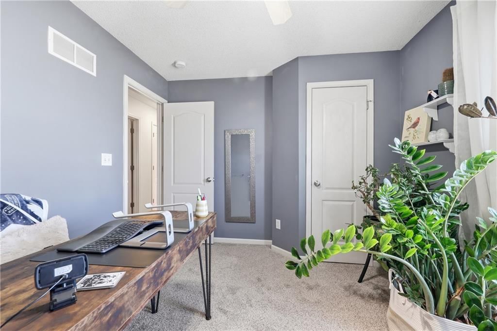 517 SW Brome Drive — photo 16