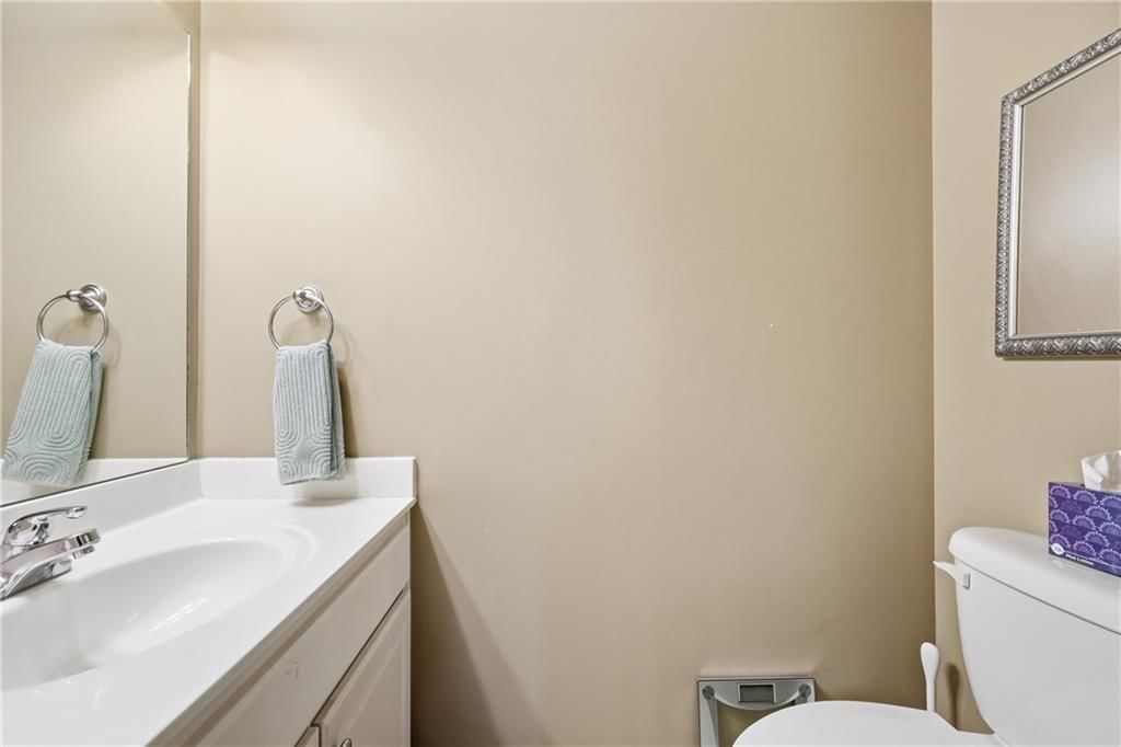517 SW Brome Drive — photo 21