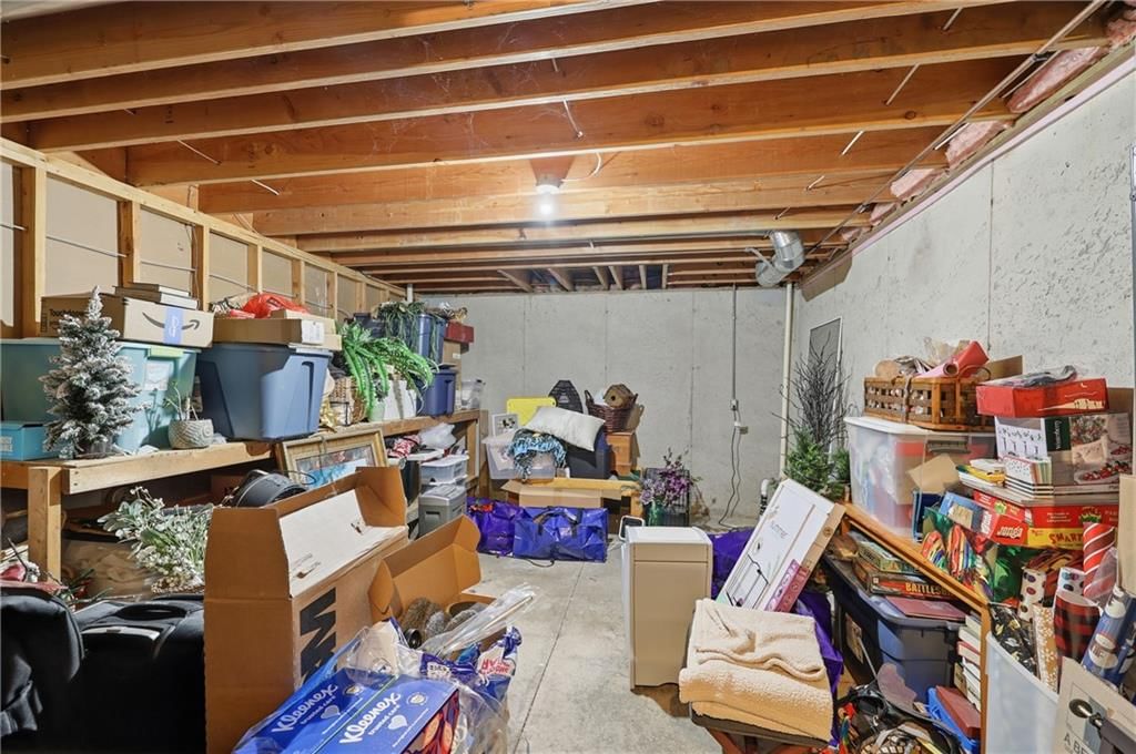 517 SW Brome Drive — photo 22
